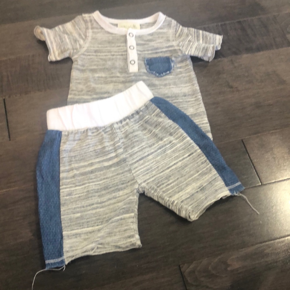 Miki Miette Outfit
